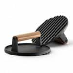 GRILL COOKING WEIGHT 1KG CAST IRON ROUND 18X7CM GTSA - BY ORDER