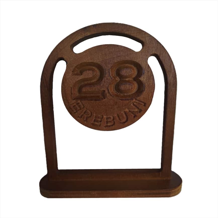 TAB-ORA-W2000.jpg TABLE NUMBER WOOD WALNUT H16 - W13CM - Image 1